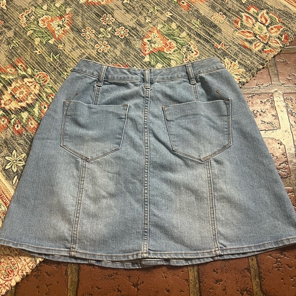 Mossimo supply co denim button skirt - Picture 3 of 5